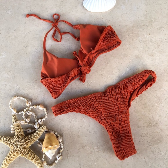 💥Make An Offer💥 Ruched Bikini - Picture 2 of 6